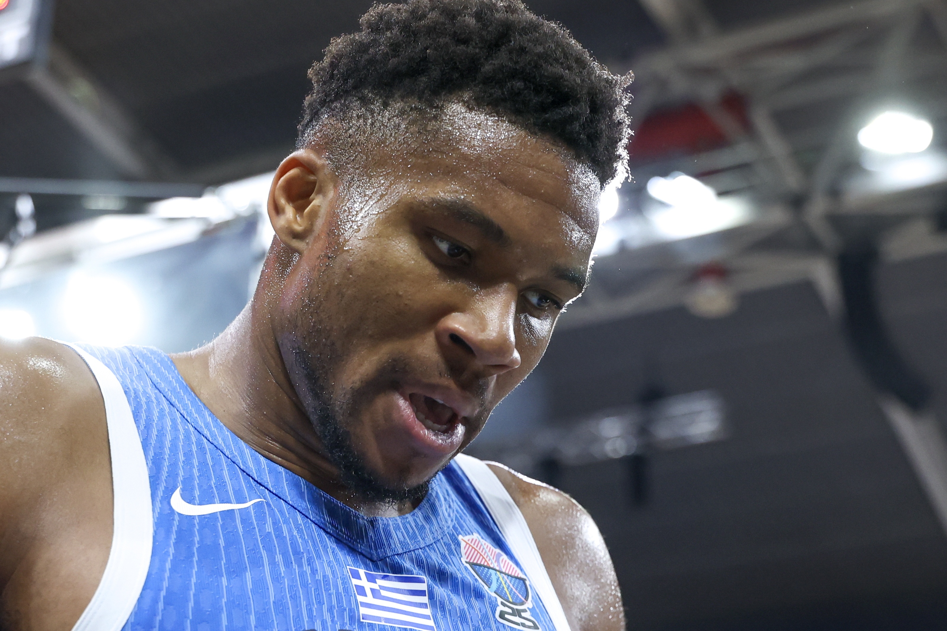 斗鱼体育APP-德甲赛后再迎强敌，密尔沃基雄鹿主帅复盘，主帅态度——悬念犹存，临场指挥获称赞 