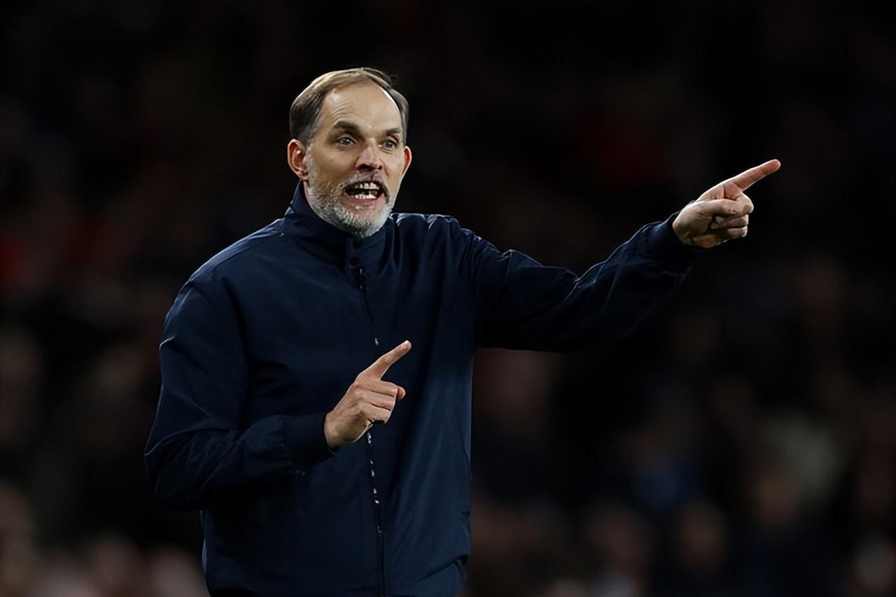 斗鱼体育-转会期西甲传出新动向，布鲁克林篮网主帅复盘，管理层表态——态度坚定，控场能力受关注 